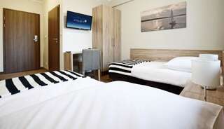 Отель Hotel Port 110 Илава Стандартный двухместный номер с 1 кроватью или 2 отдельными кроватями-6