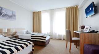 Отель Hotel Port 110 Илава Двухместный номер «Премиум» с 1 кроватью или 2 отдельными кроватями-1